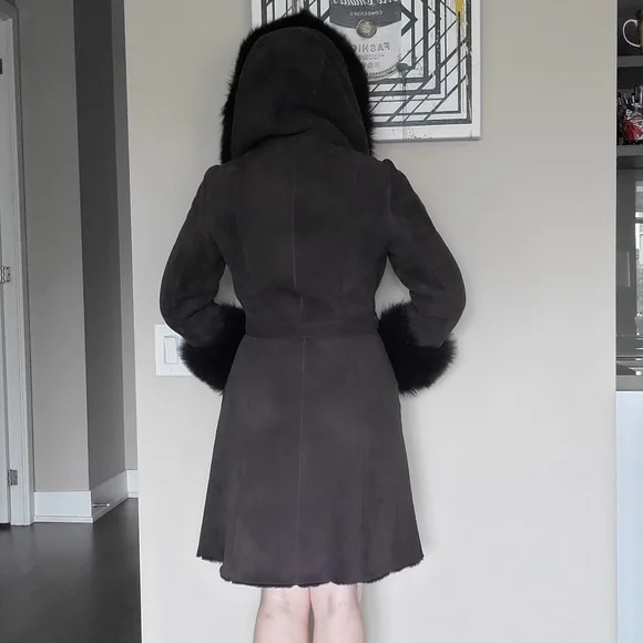 π 4X HOST PICK π π₯NEW π₯ Genuine Shearling Coat with Hood - Picture 7 of 16